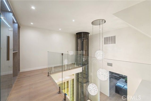 20620 Chatsboro Drive, Woodland Hills (los Angeles), CA 91364