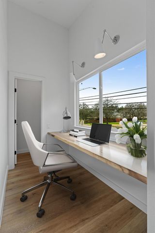 5601 Manor RD A, Austin, TX 78723