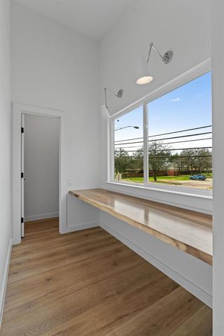 5601 Manor RD A, Austin, TX 78723