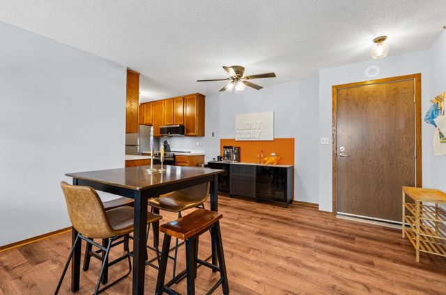 433 S 7th Street 1917, Minneapolis, MN 55415