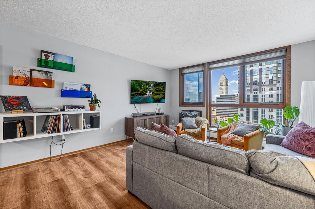 433 S 7th Street 1917, Minneapolis, MN 55415 — photo 3