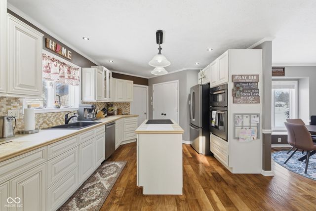 8717 Swiftsail Court, Indianapolis, IN 46256