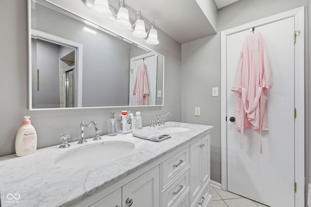 8717 Swiftsail Court, Indianapolis, IN 46256