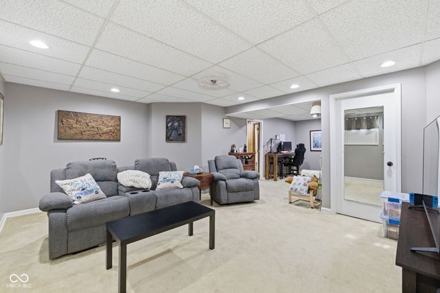 8717 Swiftsail Court, Indianapolis, IN 46256