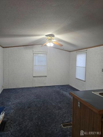 8 3rd Street, Avenel, NJ 07001