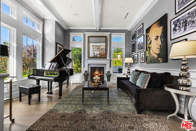 13836 Davana Terrace, Sherman Oaks, CA 91423