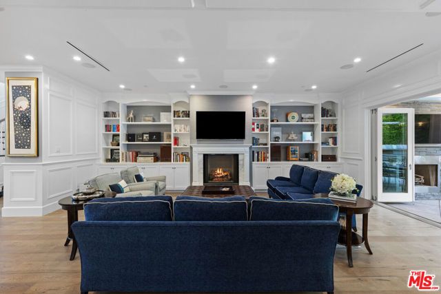 13836 Davana Terrace, Sherman Oaks, CA 91423