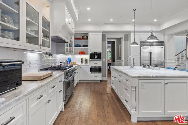 13836 Davana Terrace, Sherman Oaks, CA 91423