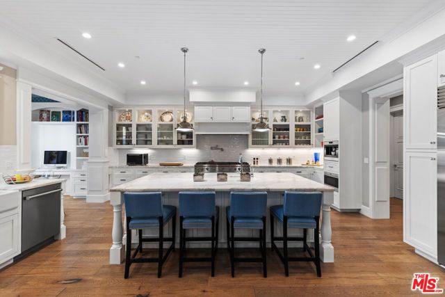 13836 Davana Terrace, Sherman Oaks, CA 91423