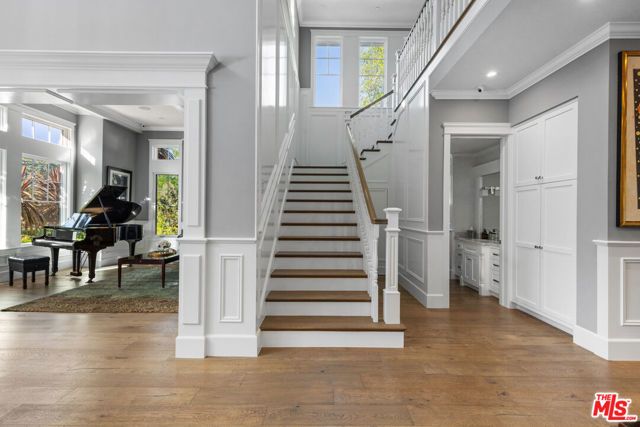 13836 Davana Terrace, Sherman Oaks, CA 91423