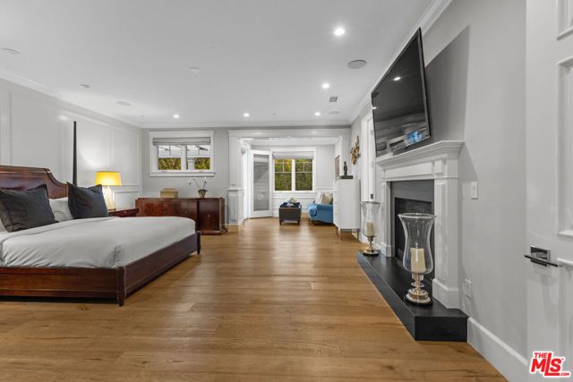 13836 Davana Terrace, Sherman Oaks, CA 91423