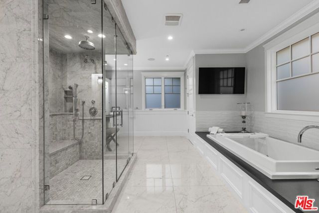 13836 Davana Terrace, Sherman Oaks, CA 91423