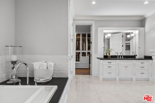 13836 Davana Terrace, Sherman Oaks, CA 91423