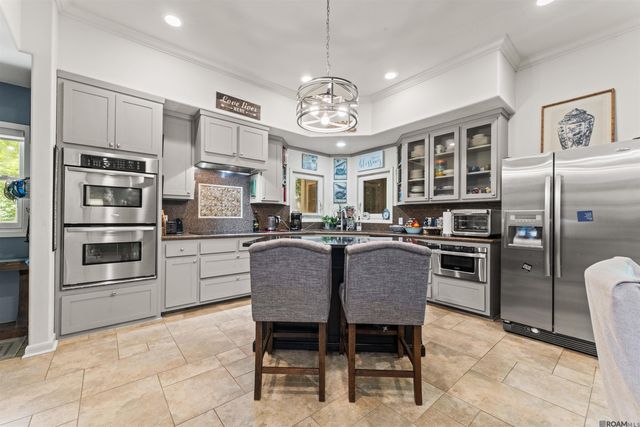 8733 Island Rd, St Francisville, LA 70775