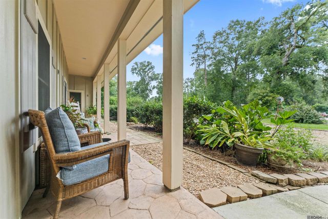 8733 Island Rd, St Francisville, LA 70775