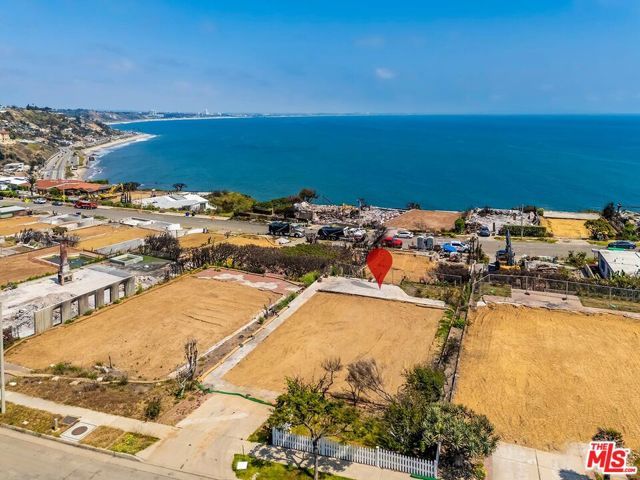 18354 Wakecrest Drive, Malibu, CA 90265