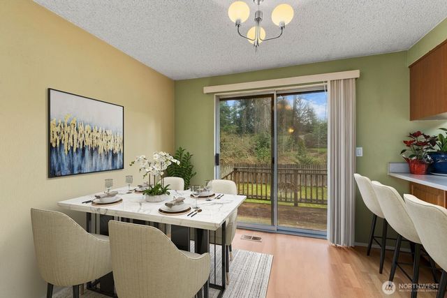 7528 206th Place NE, Redmond, WA 98053