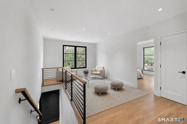 1 Twin Oaks Lane, Westport, CT 06880