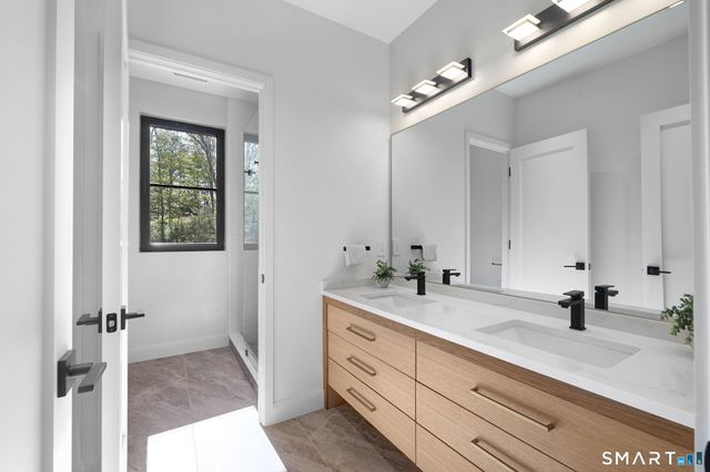 1 Twin Oaks Lane, Westport, CT 06880