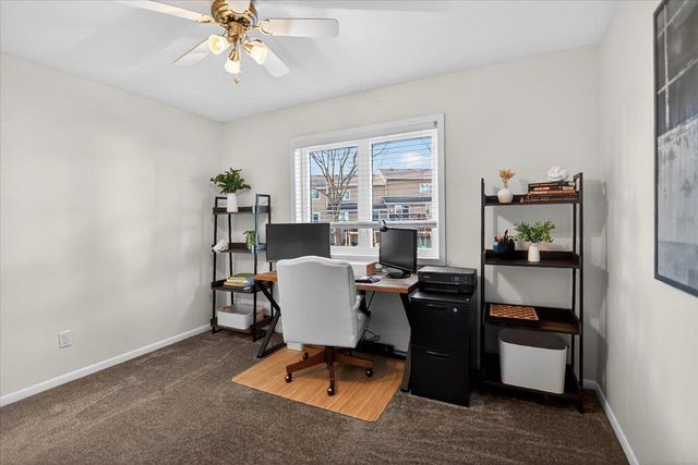 308 Castle Oaks Crossing, Waunakee, WI 53597