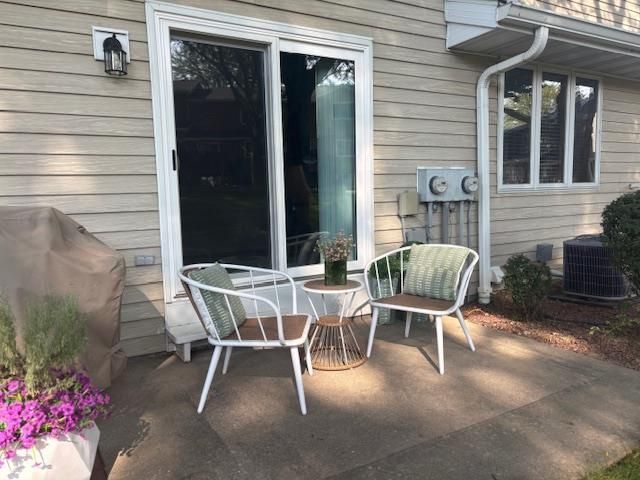 308 Castle Oaks Crossing, Waunakee, WI 53597