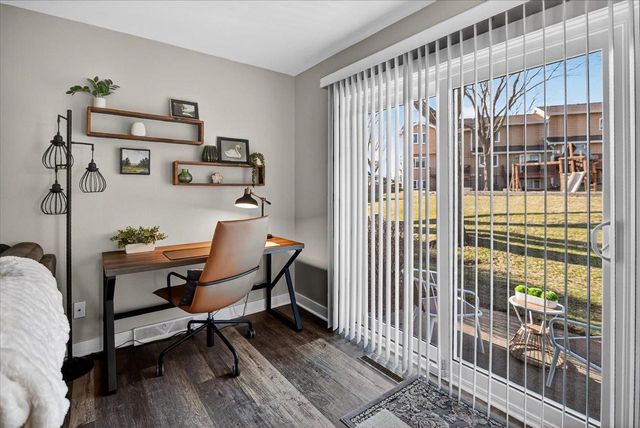 308 Castle Oaks Crossing, Waunakee, WI 53597