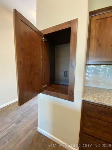 408 NW 7th Street, Wagoner, OK 74467