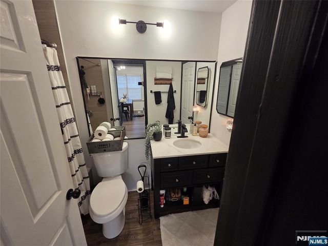 44 Fox Run Drive, Englewood, NJ 07631