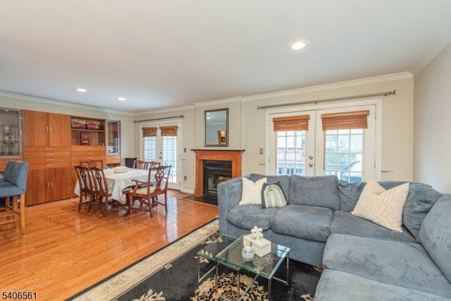 209 Cerrutti Ct, West Orange Twp., NJ 07052