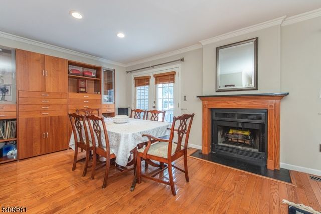 209 Cerrutti Ct, West Orange Twp., NJ 07052