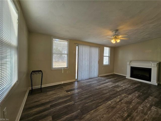 806 Burton ST, Hampton, VA 23666