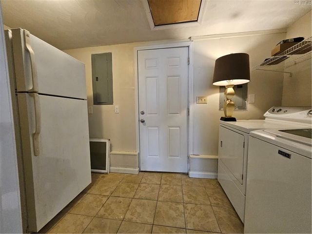 806 Burton ST, Hampton, VA 23666