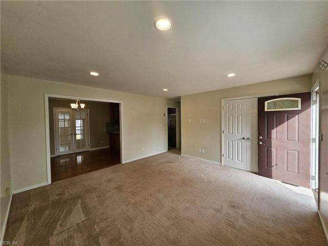 806 Burton ST, Hampton, VA 23666