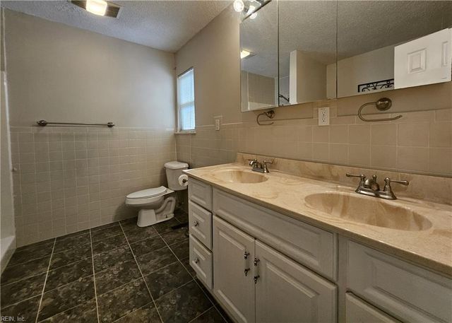 806 Burton ST, Hampton, VA 23666