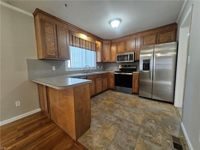 806 Burton ST, Hampton, VA 23666