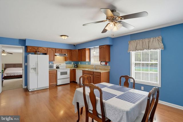10228 BAYSIDE DR, Dover, DE 19901