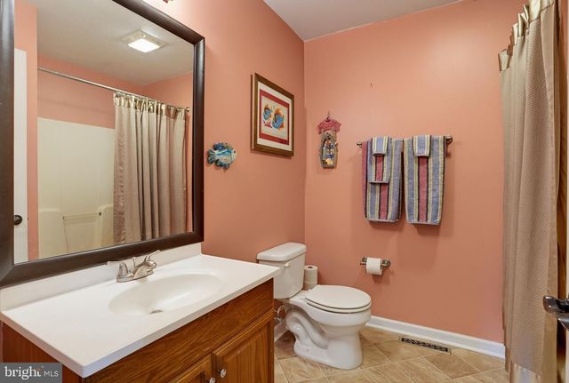 10228 BAYSIDE DR, Dover, DE 19901