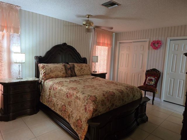 304 Knob Hill Boulevard, Boca Raton, FL 33431