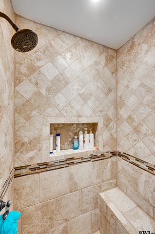 536 Wildewood Dr, Chandler, TX 75758