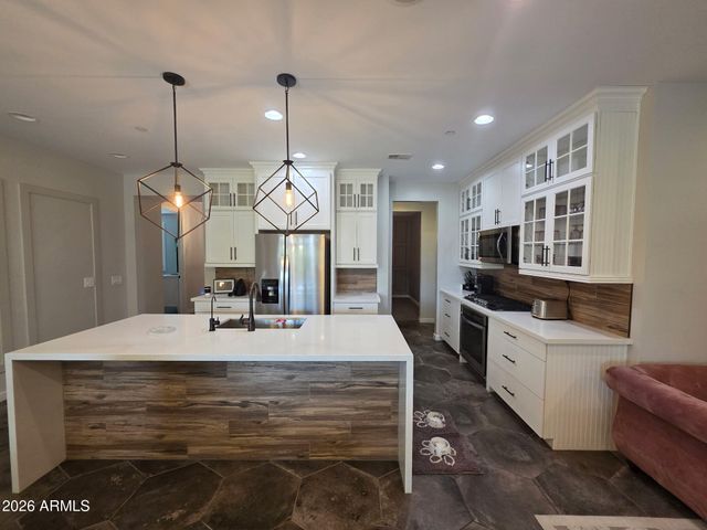14590 W PASADENA Avenue, Litchfield Park, AZ 85340