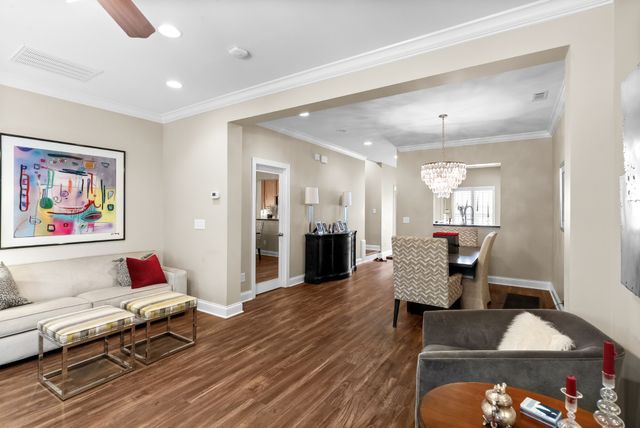 1438 Burnside Dr, Franklin, TN 37067