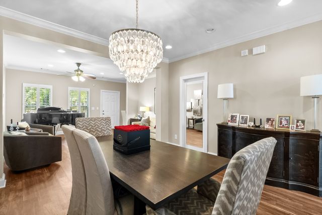 1438 Burnside Dr, Franklin, TN 37067