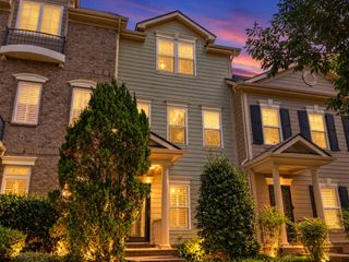 1438 Burnside Dr, Franklin, TN 37067