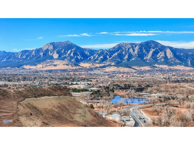 6087 Indian Rd, Boulder, CO 80301