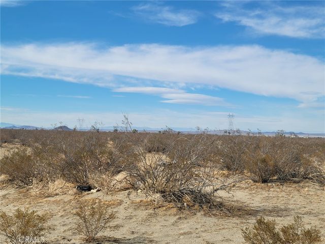 0 South Street, Phelan, CA 92371