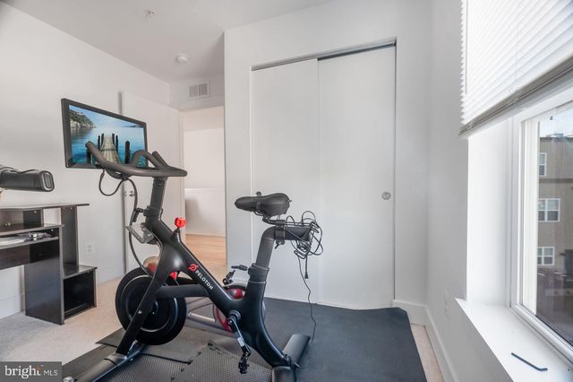 317 RIGGS PARK PL NE, Washington, DC 20011