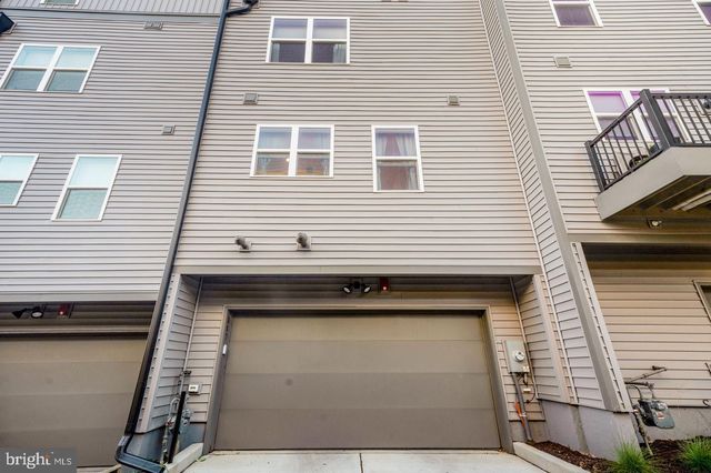317 RIGGS PARK PL NE, Washington, DC 20011