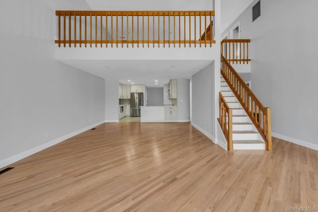 3 Willada Lane, Glen Cove, NY 11542