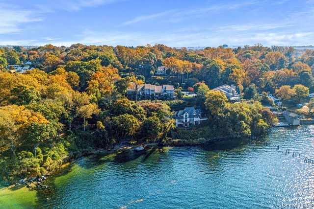 3 Willada Lane, Glen Cove, NY 11542