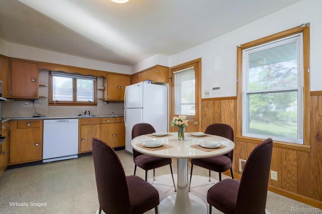321 Cherry Street, Adrian, MI 49221